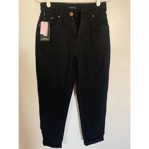 PLT shape black mom jeans